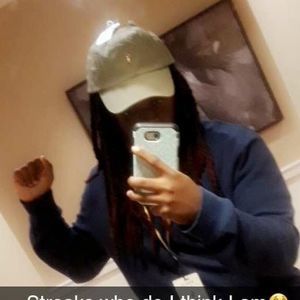 Meet your Posher, Mackenzie